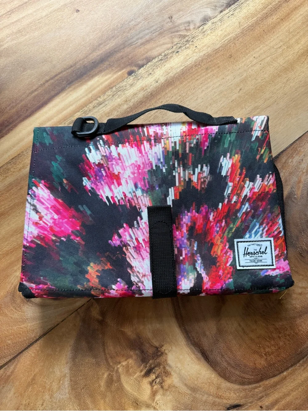 Herschel Supply Co Strand Sprout Diaper Bag & Changing Pad (pixel floral)